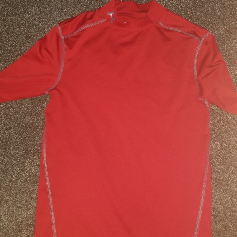 Red compressed shirt